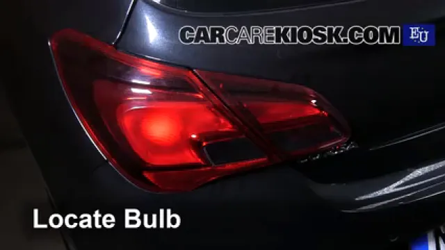 2015 Opel Corsa Enjoy 1.4L 4 Cyl. Turbo Éclairage Feu stop (remplacer ampoule)